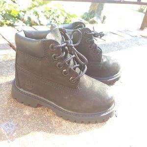 Boys Black Classic Timberland Boots SZ 7 Toddler